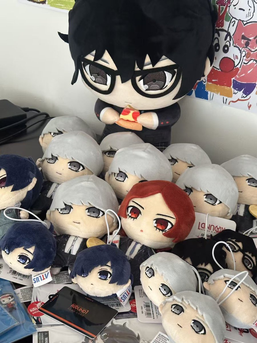 MiyanoRinn's tweet photo. Today’s Persona haul from ROUND1🥰 https://t.co/ZhfPiCspPu