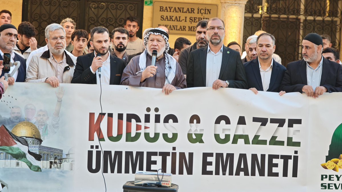 FarukPolat_'s tweet photo. Mescid-i Aksa'ya destek ve Kudüs davasına sahip çıkmak amacıyla düzenlenen sabah namazı buluşmasına katıldık.

Bu anlamlı programın gerçekleşmesinde emeği geçen herkese teşekkür ediyorum..! https://t.co/bbxwKrUTsd