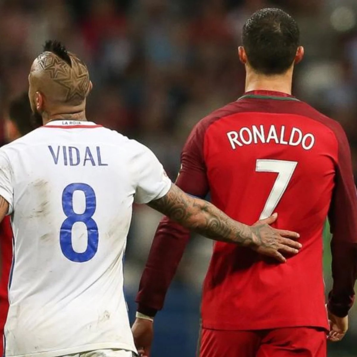 madristagram's tweet photo. 🚨 ARTURO VIDAL comes to the defense of Cristiano Ronaldo:

 🗣️“It’s very ugly what they did to him on the national team.
And what the coach did is very nasty too. Cristiano needs to be looked after because he's one of the greatest in history.” https://t.co/hE9VKkesKN