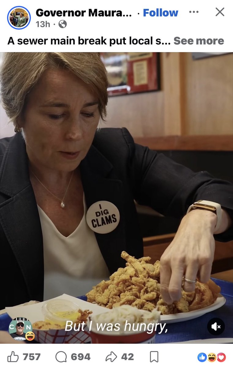 65_stratocaster's tweet photo. @truestormyjoe @Spaceshot76 @patriotUG2023 
Humiliation Ritual? MA Governor at a clam shack wearing a button that says “I DIG CLAMS” ? They actually went there! 🤣 https://t.co/NOffNYQtEe