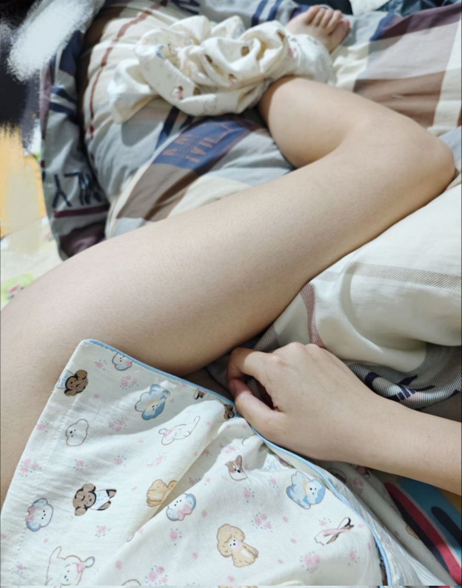 King2duck's tweet photo. 老娘最后再说一遍，我不要门啊，我要什么门啊，想视频直接告诉我，我看到就发了，只是一直发不完啊，不需要你们支持我什么，点个赞留言 333就好了 https://t.co/TAzedvqCUQ