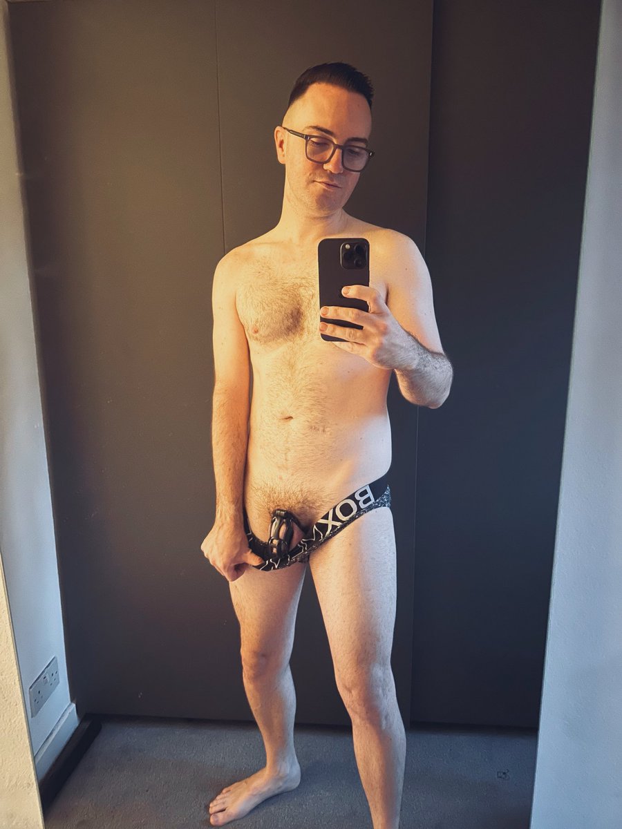 ArchieAlpha's tweet photo. 32 days locked, 20 days since I last cum. 😵‍💫 https://t.co/6yeQggeQDl