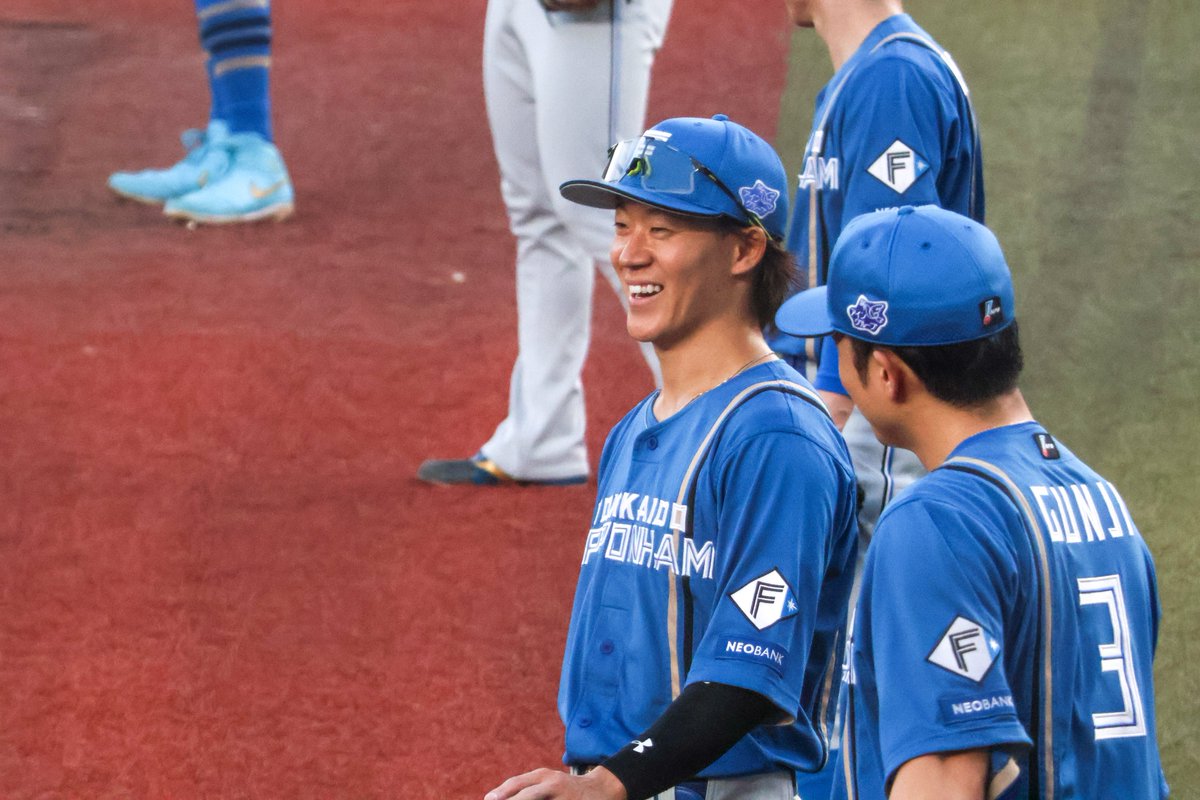 2OOOblueee's tweet photo. ［261001］ZOZOマリンスタジアム
ﾆｺﾆｺ矢澤くんがいました郡司さんありがと
#lovefighters #矢澤宏太 #郡司裕也 https://t.co/1bxQ3ZYVj2