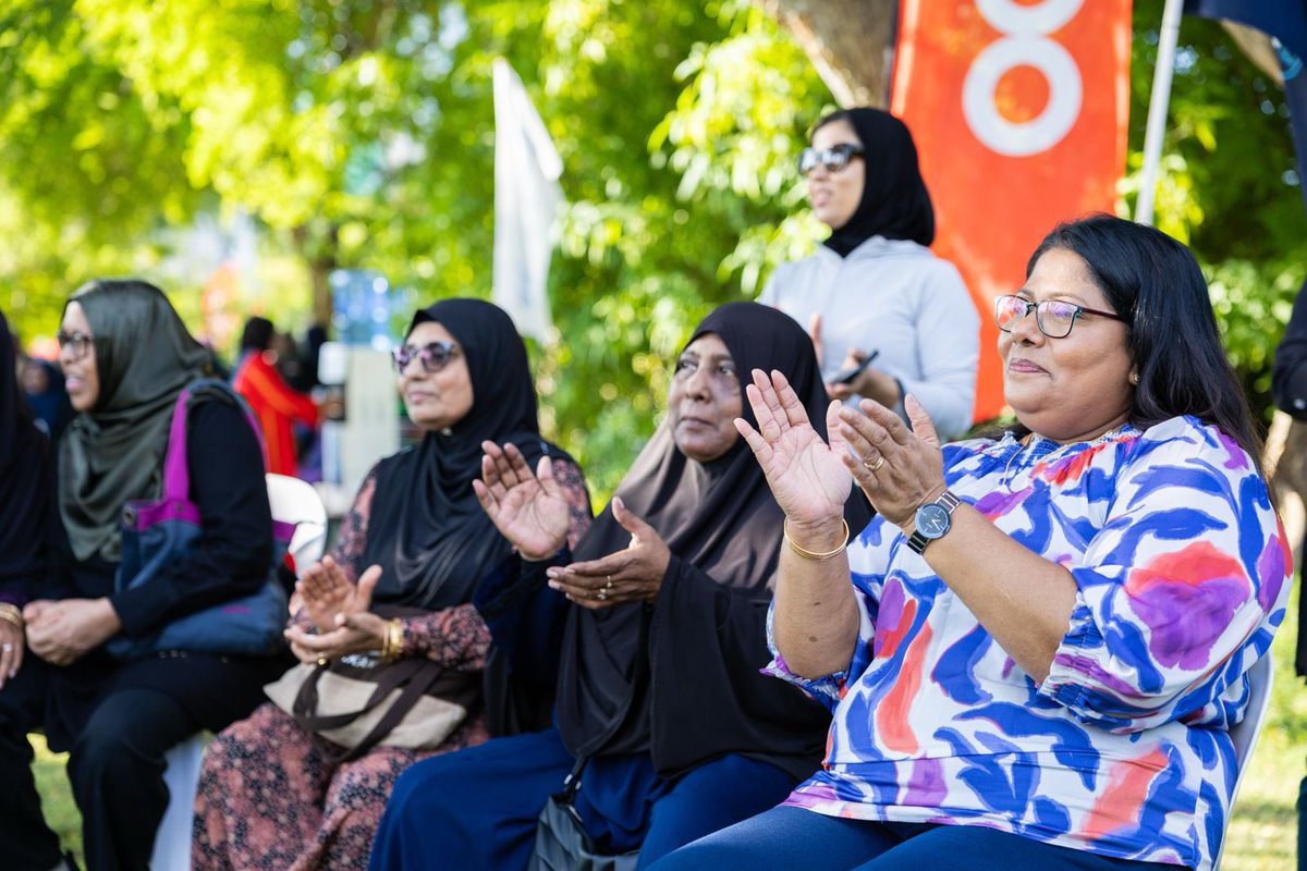 SFdevelopmentMV's tweet photo. ލޮބުވެތި އިސްރަށްވެހިންގެ ދުވަސް ފާހަގަކުރުމަށް، އުފާވެރި މާޙައުލެއްގައި ހުޅުމާލެ ސެންޓްރަލް ޕާކުގައި މިއަދު ކުރިއަށްދިޔަ ހަރަކާތްތަކުގެ ތެރެއިން. 💚 https://t.co/SWiKlOehjK