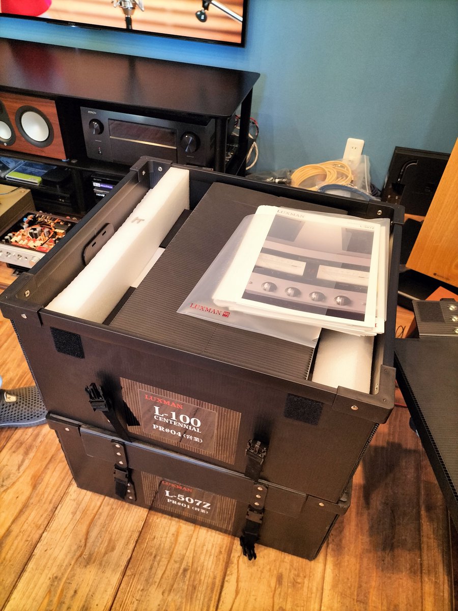 audioassist3678's tweet photo. 急いで準備中〜♪
本日2026.10.02 (金)～10.12 (月)
スポーツの日まで 

#LUXMAN  ラックスマン 

100周年記念モデル
#L100CENTENNIAL ✨️
純A級プリメインアンプ  と

#L507Z ✨️ AB級プリメインアンプ 

純A級&amp;AB級の比較試聴できます👍️☺️

#三重県 #四日市市 #オーディオショップ https://t.co/K6I1PgthB3