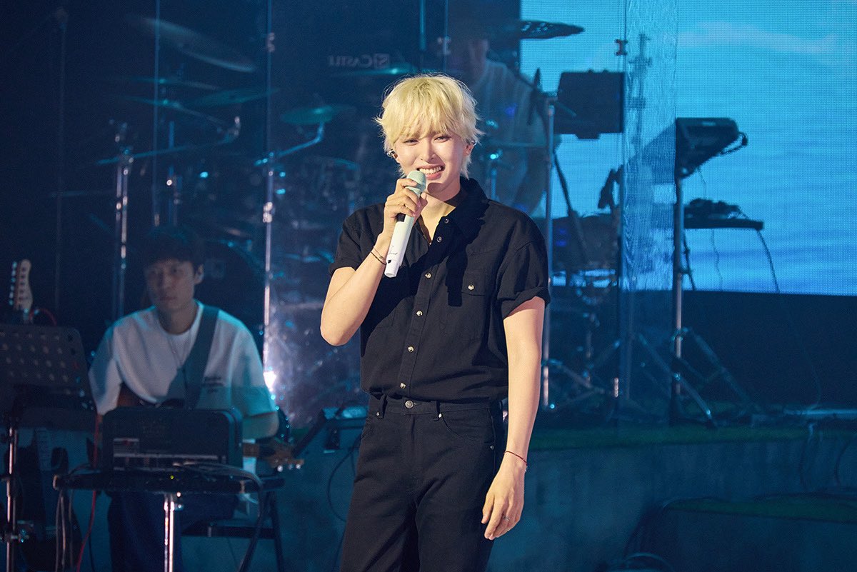 SJofficial's tweet photo. 슈퍼주니어 려욱, 연말 콘서트 ‘력키 드로우’ 11월 27~29일 개최
풍성한 활동으로 10주년 가득 채운다! 팬들과 함께 훈훈한 마무리

https://t.co/K1vk4HMGC2

#슈퍼주니어 #SUPERJUNIOR
#려욱 #RYEOWOOK 
#AGIT_CONCERT #2026RuckydraW https://t.co/2dvxIbOjFO
