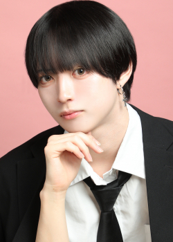 EyesGroupAmb's tweet photo. 吸い込まれるような瞳と透明感溢れる美貌が魅力の麗人くん。EyesExecutiveでしか味わえない、極上の癒やしとときめきを貴女に届けます✨最高の時間を一緒に過ごしませんか？

#EyesExecutive #麗人 #ホスト #イケメン #推し不在さんおいで https://t.co/ty4IAGd7qO