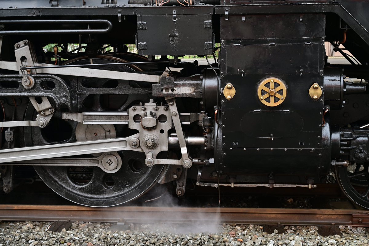Gyoda_PR's tweet photo. 【SLに乗って、日本遺産のまち・行田へ🛤️】
7月に続き、9月26日・27日の2日間、「SL日本遺産のまち行田号」が特別運行されました。
力強い汽笛とともに、煙を上げながら走るSL。いつものまち並みに、特別な風景が広がりました。 https://t.co/8RJu62HVDv