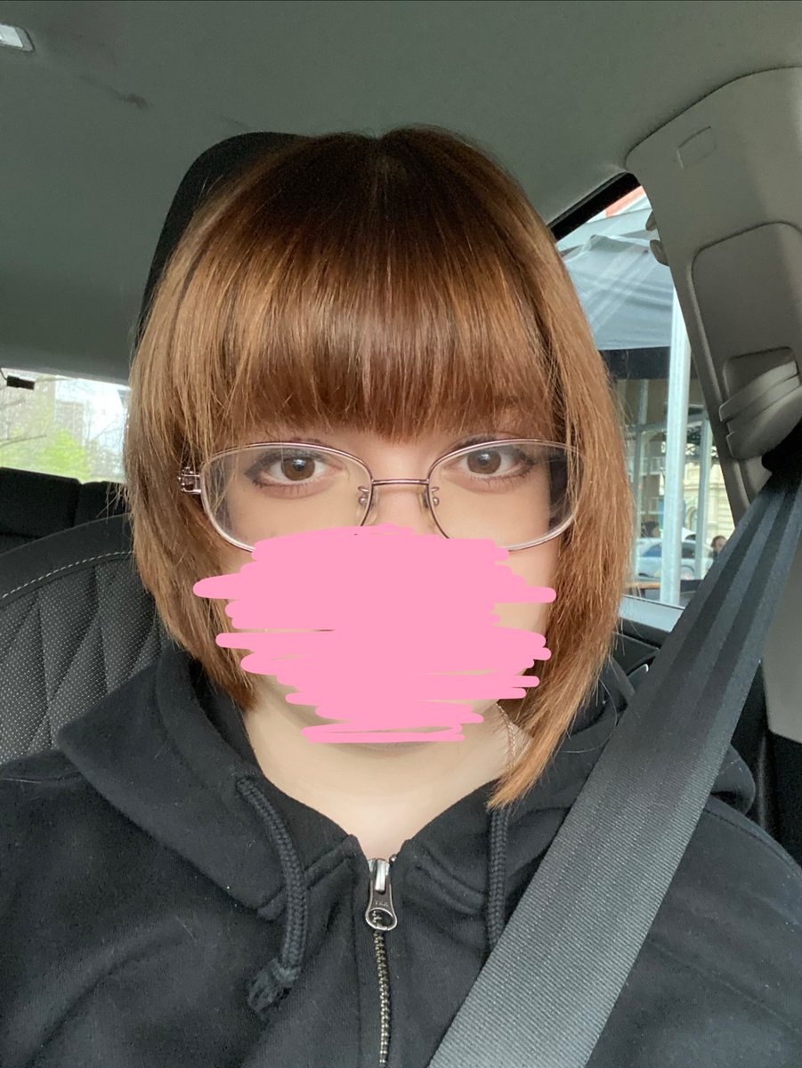 HyugaLivvi77170's tweet photo. what i asked for vs what i got😭😭😭😭😭😭😭 I HAVE SCHOOL IN 2 DAYS https://t.co/AVVbKXemBm