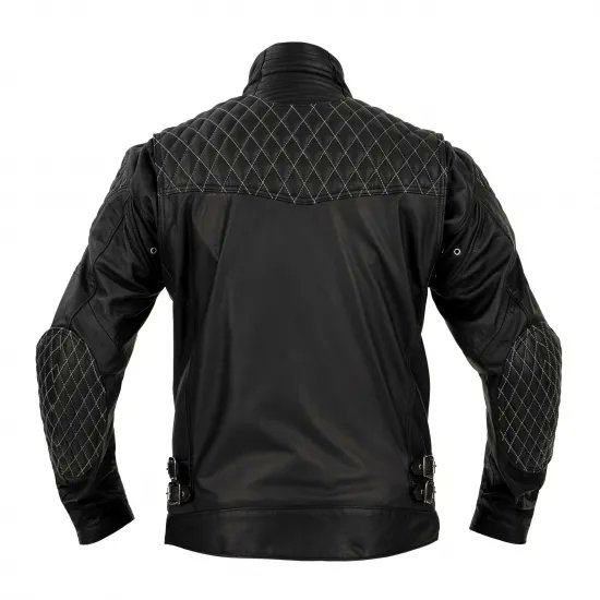 KUSHITANIONLINE's tweet photo. 【商品紹介】
K-0736W 46works アーカナレザージャケットⅡ 🧥

＼46worksとのコラボレーションレザージャケット！／
中嶋志朗氏（46works）とのコラボレーションモデル✨
アーカナのデザインをベースに、パテッドデザインと金属ファスナーを組み合わせた個性的な一着🏍️

国内生産のダイフィニッシュレザーを採用し、着込むほどに味わい深く変化する革の表情も魅力です✨

肩・肘・背中には脱着式ソフトパッドを標準装備。
CEタイププロテクターへのアップデートにも対応しています。

カラーはブラック🖤　ブラウン🤎　の2色！

46worksとクシタニのこだわりが詰まった、長く愛用したいレザージャケットです✨

ぜひチェックしてみてください！

https://t.co/2nKHXOY9jJ

#KUSHITANI #クシタニ #46works #46worksアーカナレザージャケット #アーカナレザージャケット #レザージャケット #バイクウェア #ライディングウェア #レザーウェア #秋冬モデル