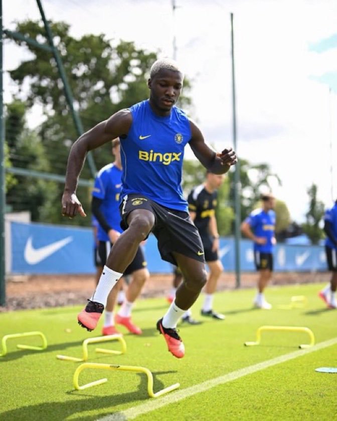 finest_che2325's tweet photo. ๐งง๐บ BREAKING: Team News has it that Marco Palestra and Caceido were in training yesterday in preparation for Bourmouth match..
#CFC ๐ธ #ChelseaFinest https://t.co/g78kfDXCvY