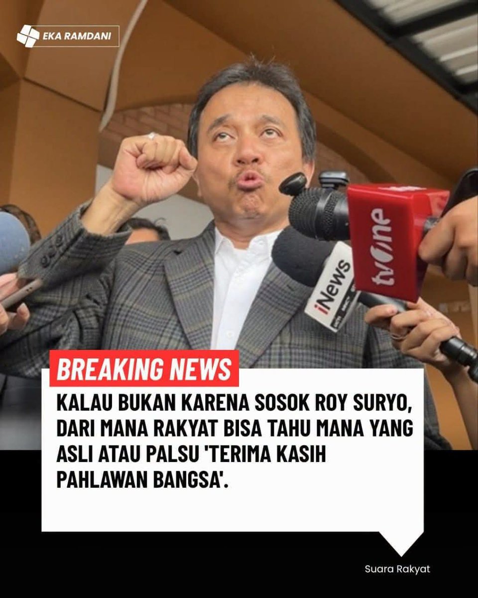 M3di4Upd4t3's tweet photo. Doa Terbaik Untuk Roy Suryo  Dan Kawan-kawan Karena Beliaulah, Kita Tau Ijazah Bapak Dan Anak Palsu

#MakzulkanGibranDiSidangMK 
#MakzulkanGibranDiSidangMK https://t.co/kxnv6JaDgF