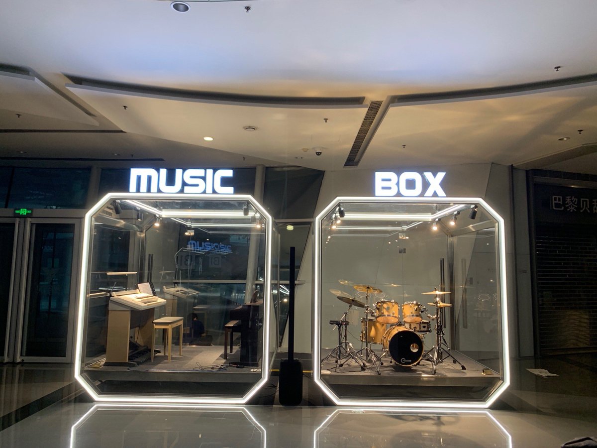 queennwei_5_af7's tweet photo. [When a hired hand reopens the shop on the slope, his new music谱 is going viral! Such a warm comeback ~]， https://t.co/ktPsGNMzwI