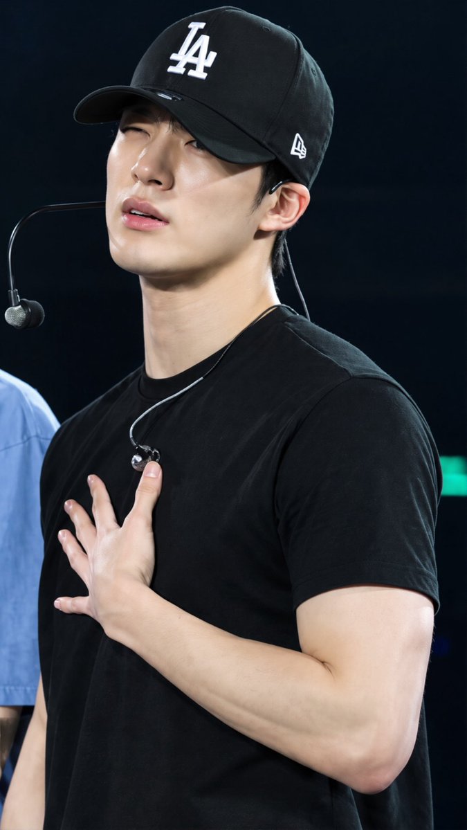 noonajuliy's tweet photo. เจโน่หล่อที่สุดในวงการ k-pop ล่ะ เพราะเมนฉัน https://t.co/Ej1TLjmBX4