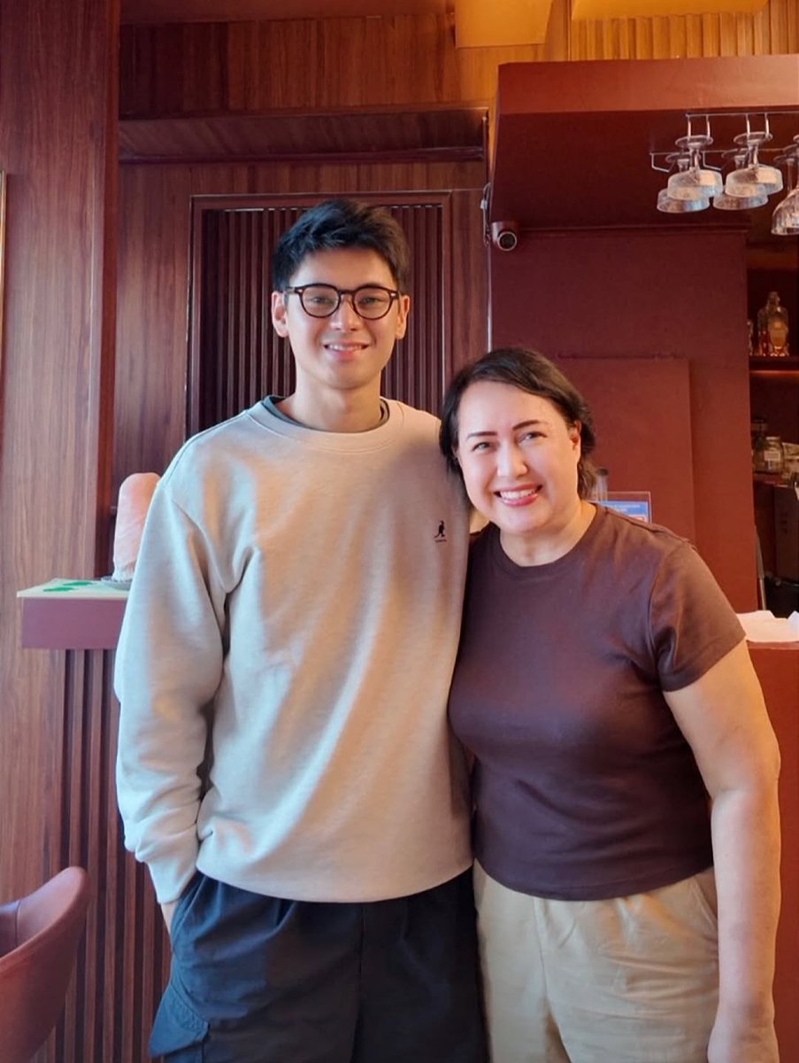 AizaCatipa66090's tweet photo. Ang gwapo mo ba @dustinyuu 🥰 https://t.co/fiUwvWroW6