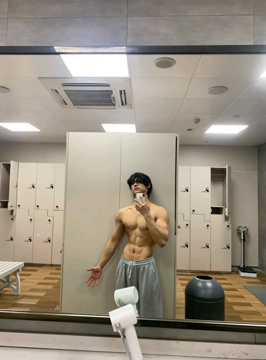 Lup601's tweet photo. 固定机位1  #腹肌 https://t.co/Cp7a48PsZH