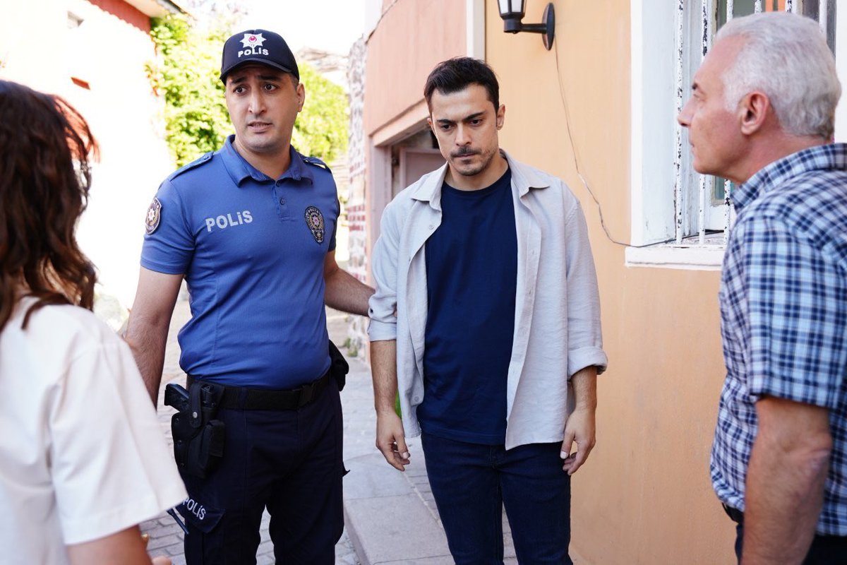 TvDunyasii's tweet photo. #GüllerveGünahlar 36. Bölüm Kareleri: https://t.co/eBpHcSn5WB