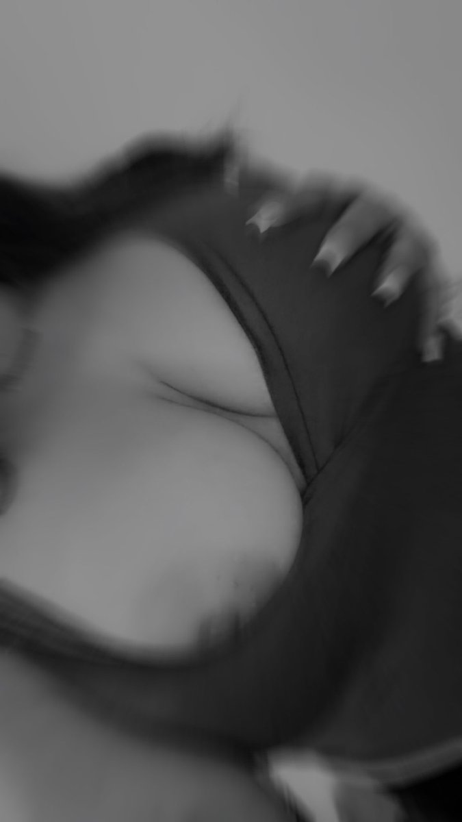 J4650131018064's tweet photo. Whos up and wanna see my mans big hard dick any girls down to play #horny #realcouple #bigdick #sext #latina #latino #couple #sanantonio #satx #sellingcontent #customcontent #sexting https://t.co/g8gIriN7gE