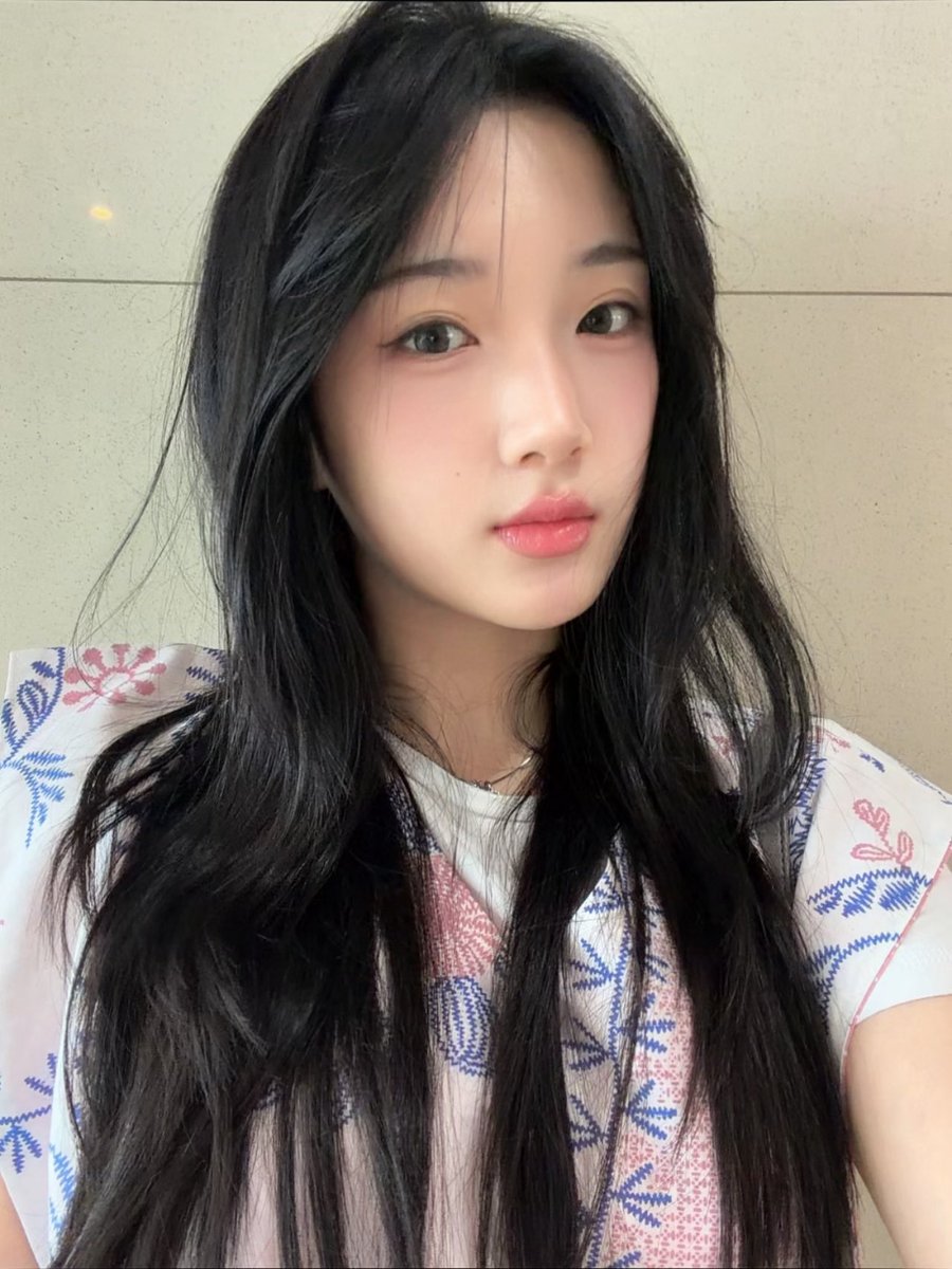 Delynn_JKT48's tweet photo. selamat hari batik! 🪷 https://t.co/rbKJYsprRK