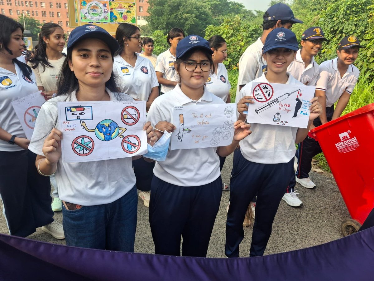 YASMinistry's tweet photo. MY Bharat NSS Unit of Amity University Maharashtra organised a Walk for Nasha Mukt Yuva under ‘My Health, My Pride’, as part of the 100-weeks Sankalp of Nasha Mukt Yuva for Viksit Bharat, promoting fitness, healthy lifestyles and a drug-free India.

#NashaMuktYuva #MYBharat https://t.co/HSElnBbxmd