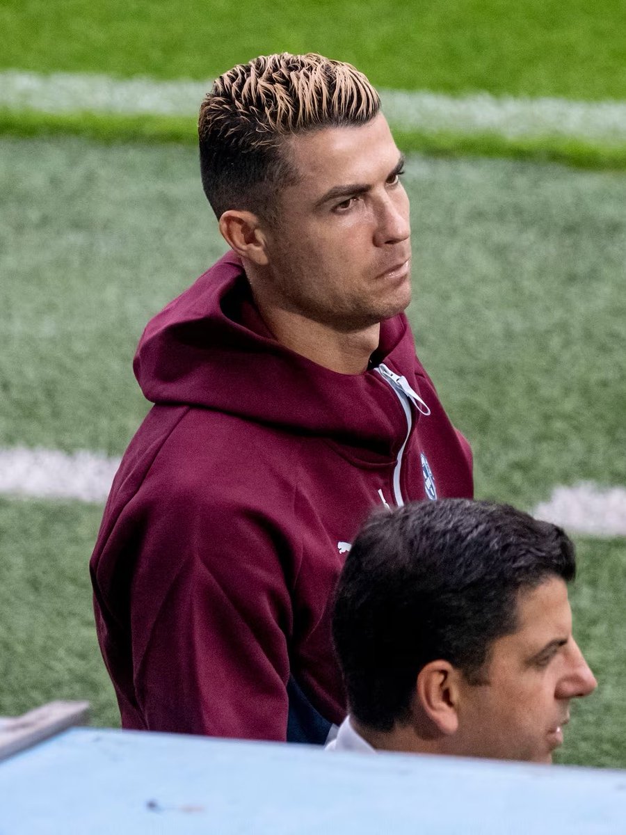 nautfcb's tweet photo. ❗️The atmosphere in Ronaldo’s camp is one of revenge, Cristiano is looking at Al Diriyah with anger in his eyes. @diarioasdf https://t.co/t5mG4VlJdU