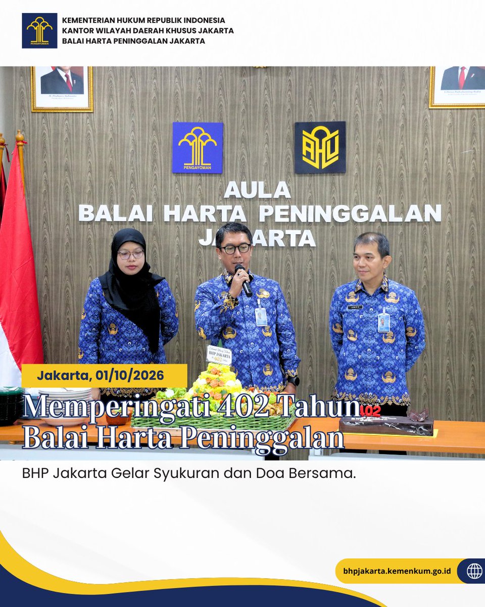 JakartaBhp's tweet photo. Hallo #SobatBHP! 👋

Sobat, tahu tidak kalau pelindung hak keperdataan ini sudah menginjak usia lebih dari 4 abad? 🤯 

Tepat pada 1 Oktober, seluruh jajaran Balai Harta Peninggalan (BHP) di Indonesia merayakan hari jadinya yang ke-402 tahun! 🥳

Untuk mensyukuri momen sangat bersejarah ini, keluarga besar BHP Jakarta menggelar acara syukuran dan doa bersama. Dipimpin langsung oleh Kakanwil DKI Jakarta, Bapak Baroto, dan Kepala BHP Jakarta, Bapak Amien, perayaan ini diwarnai dengan prosesi khidmat potong tumpeng, tiup lilin, hingga makan bersama yang mempererat tali silaturahmi. 🙏✨

Lebih dari sekadar perayaan, usia 402 tahun adalah semangat baru untuk terus berinovasi. Semoga BHP semakin maju, progresif, dan terpercaya dalam menghadirkan keadilan dan kepastian hukum bagi masyarakat luas.

Apa nih doa, harapan, atau inovasi yang paling Sobat nantikan dari pelayanan BHP ke depannya? 👇

#BHPJakarta #KemenkumRI #KanwilKemenkumDKJakarta #DirgahayuBHP