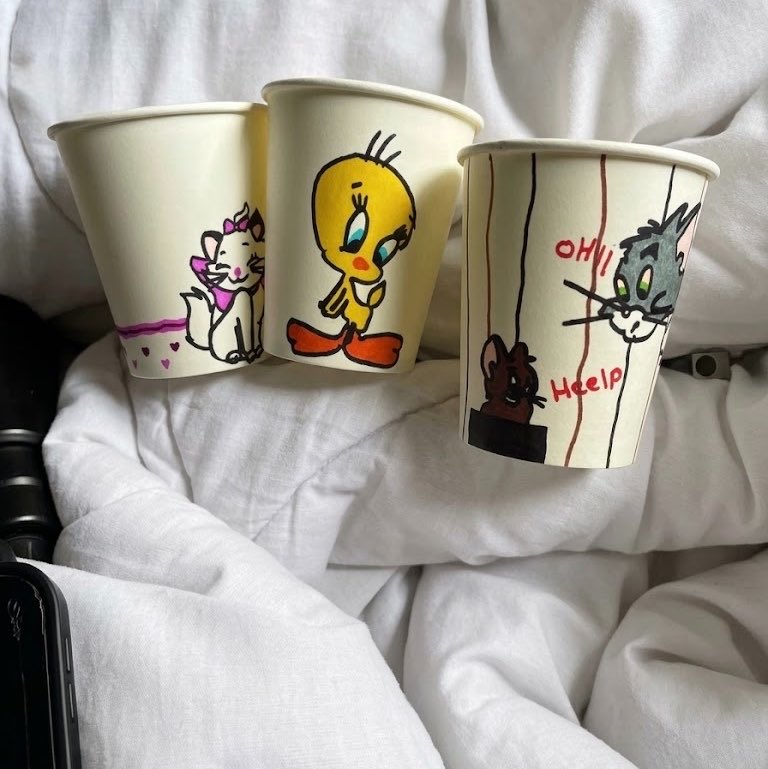 iiirj2's tweet photo. They upset her so l made her something just like theirs but even better https://t.co/NC3Of8Z9XA