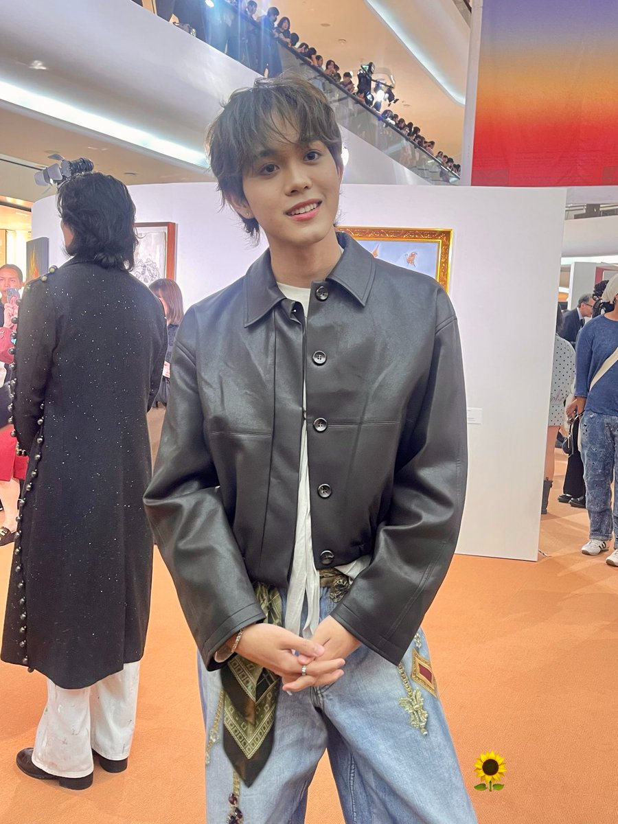 PypPyp83995s's tweet photo. ไทโอตาแป๋วว 
THI-O IN ART SPACE

#BAZAARART2026xNexT1DE_THIO
#THIO #THIOTHAMM
#NEXTIDE_THIO #ไทโอ https://t.co/NxcbPqyCZA
