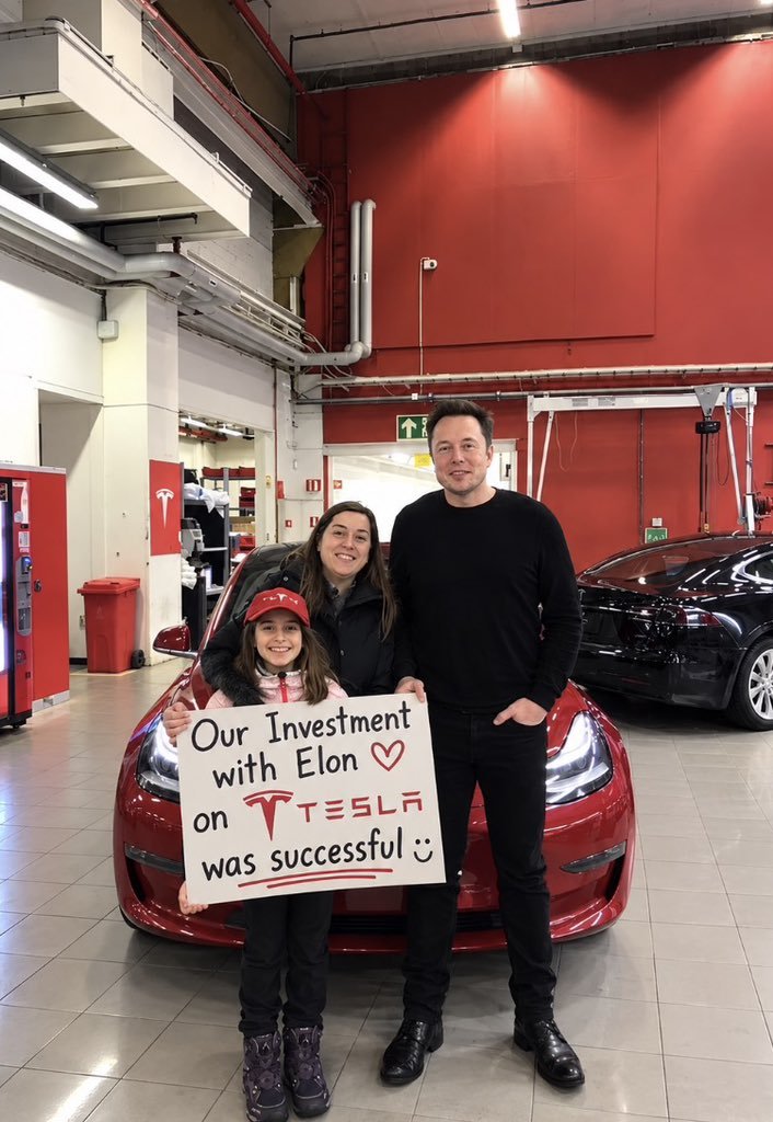 rocketman01471's tweet photo. Have you ever dream of being a Tesla owner one day https://t.co/ClRL42ffsk