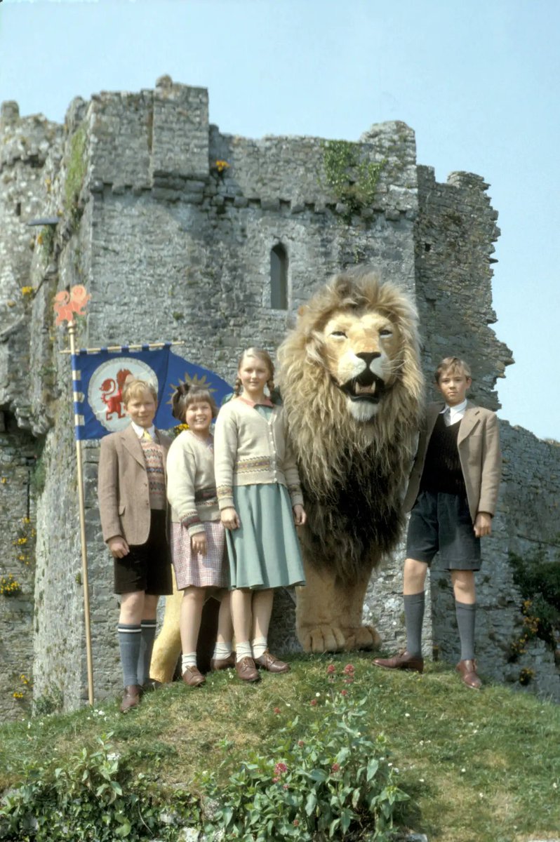 NTLMattDE's tweet photo. @rarestbarbie I remember being told not to read books with magic and wizards by the Catholic church. If yes, then Narnia was ok. Back then it was Lion Witch and the Wardrobe https://t.co/Yb1kfRaqrV