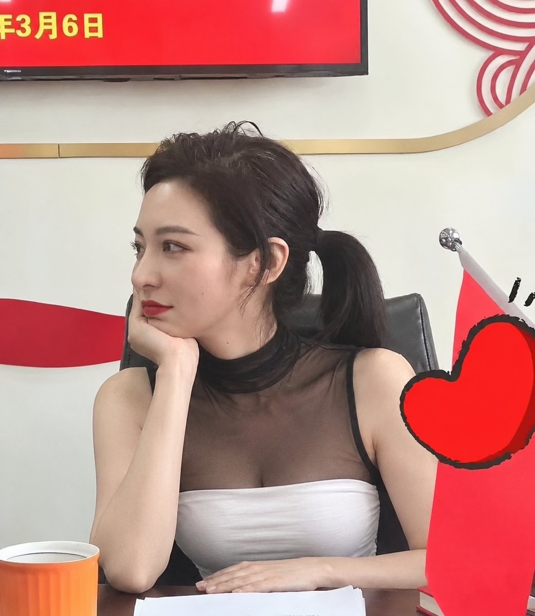 TinyLumen's tweet photo. 长在春风里,穿在正当下 https://t.co/JRbPyeQrhJ