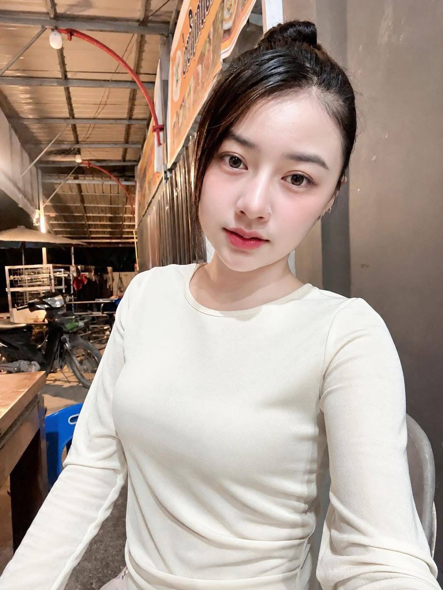 Marqueritehvaj's tweet photo. 1🌸 🌤️ ครีมกันแดดเนื้อซูเฟล่ บางเบา คุมมันนาน 
🌺 สัมผัสนุ่มละมุน เกลี่ยแล้วกระจายทั่วผิวได้ง่าย เหมาะกับการหยิบใช้เป็นประจำในตอนเช้า...🪻🌷

           น้องมาใหม่นะคะ

600/1💦 

🆔 @152qadny

🔗 https://t.co/kO70GQHaXl

#รับงานดอนเมือง
รับงานดอนเมือง 
สะพานใหม่
สายไหม
🌋🌋🌋🌋🌋 https://t.co/djLveX4Csj