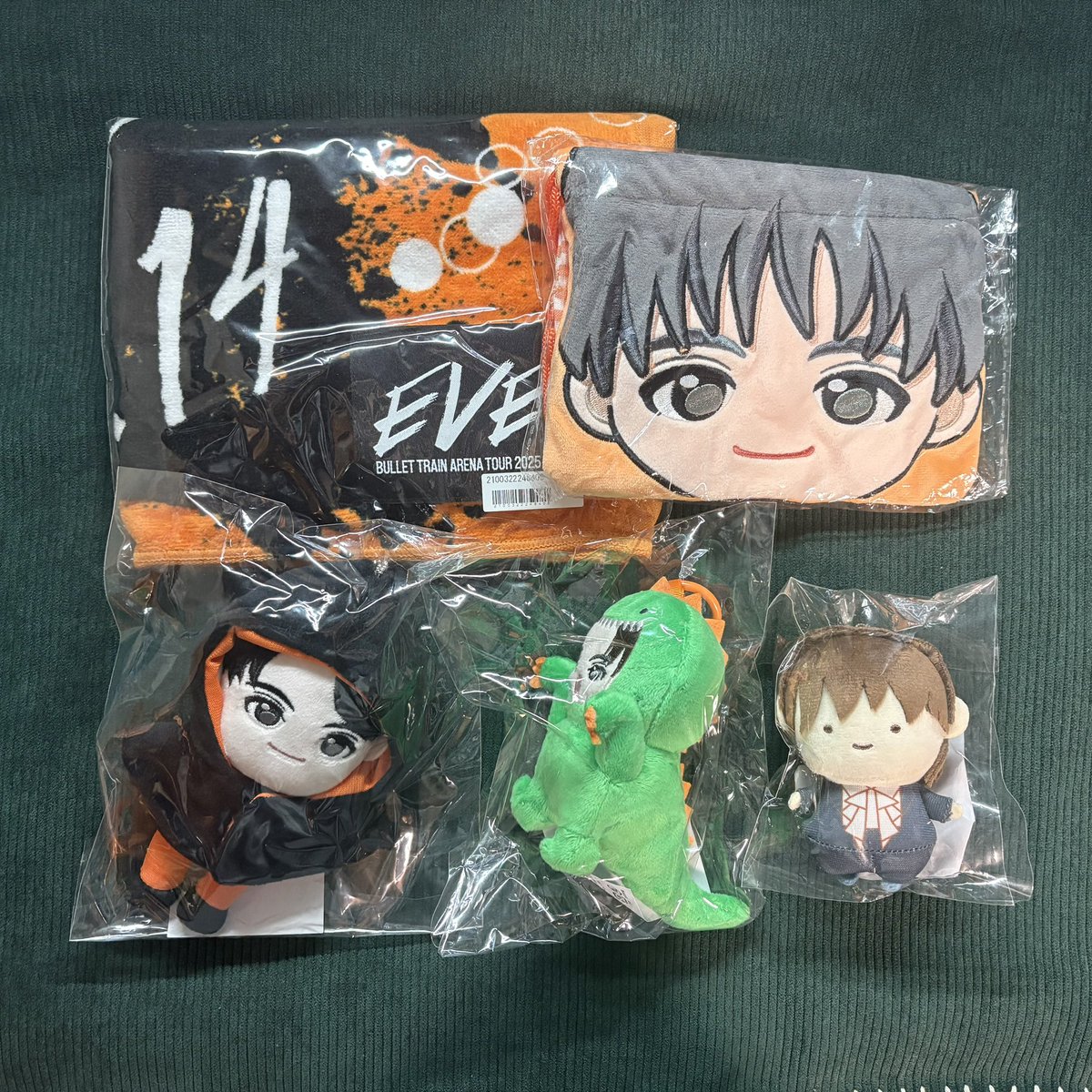 m_s_luv21's tweet photo. 超特急 ハル グッズ 買取 

【譲】画像のもの

【求】買取（ご提示ください）

気軽にお声がけ下さい🙇🏻‍♀️ https://t.co/yYMelM3WMD