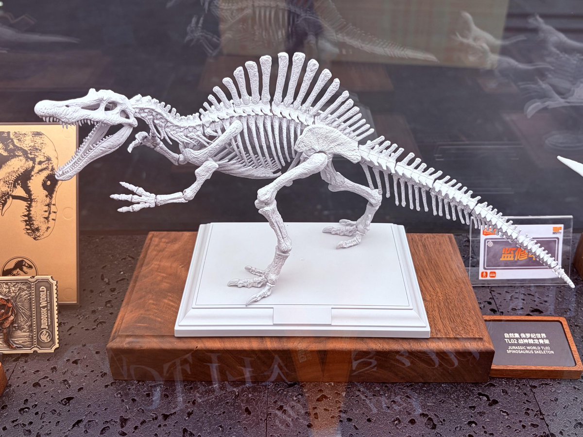 HowmanyWhy36227's tweet photo. Blokees Jurassic World / Park 
TL02  Spinosaurus （JP3）Fossil
TL01 and TC01 Tyrannosaurus rex 
model kit figure

#BLOKEES #ブロッキーズ #JurassicPark #dinosaur #JurassicWorld #Tyrannosaurus #ジュラシック #ティラノサウルス #toy 
#actionfigure https://t.co/vYKljNlGJU