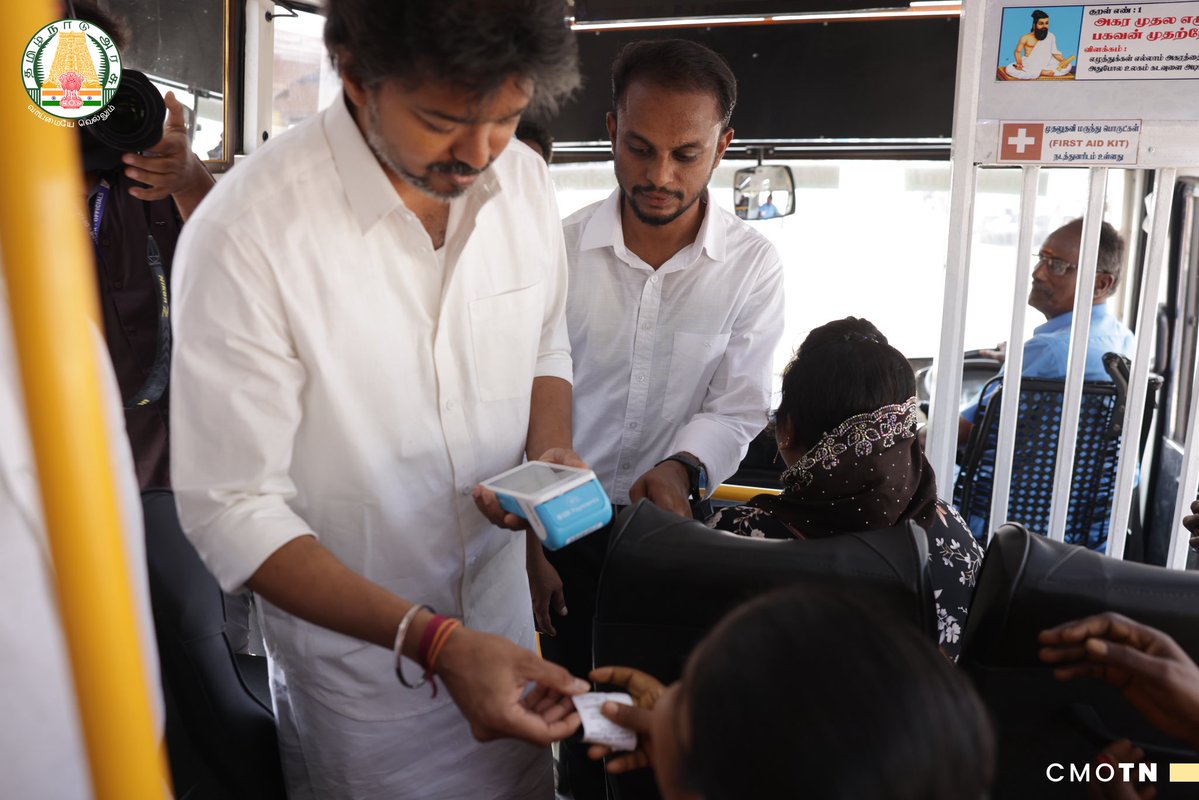 CMOTamilnadu's tweet photo. மாண்புமிகு தமிழ்நாடு முதலமைச்சர் திரு.ச.ஜோசப் விஜய் அவர்கள், “வெற்றிப் பயணம்” திட்டத்தை தேசத்தந்தை மகாத்மா காந்தியடிகளின் பிறந்த நாளான இன்று (2.10.2026), சென்னை, கோயம்பேடு பேருந்து முனையத்திலிருந்து மகளிருக்குக் கட்டணமில்லாப் பேருந்துப் பயணச்சீட்டை வழங்கித் தொடங்கி வைத்தார்.

#CMJosephVijay‌ 
#VettriPayanam