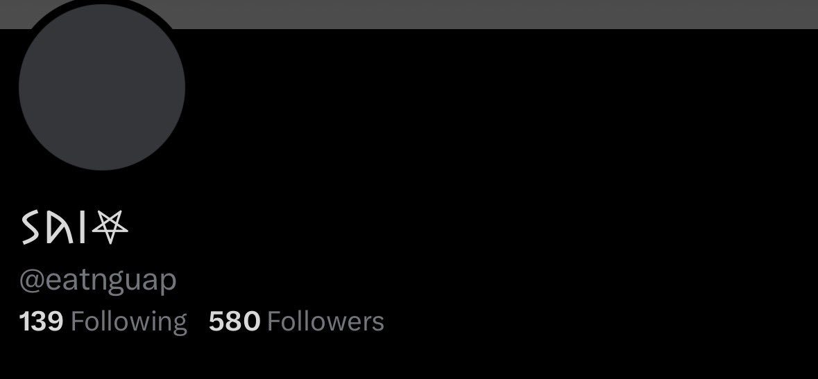 yourwrightt's tweet photo. imagine getting fried by a 0 follower account 😭✌️ https://t.co/tUDaBEegT6