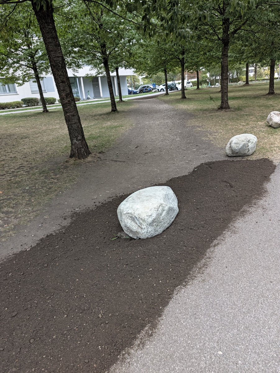 iamoleks's tweet photo. A perfect example of what happens when you ignore user feedback.

People created a path because that’s where they actually want to walk.
Instead of paving it, someone added rocks to stop them.

The users didn’t fail the design.
The design failed the users. https://t.co/g3FTXmPnBv
