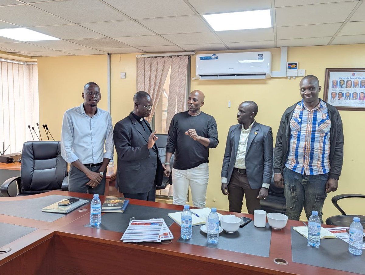 Muni_University's tweet photo. Muni University’s ICT team is at @VUKampala for a benchmarking visit focused on strengthening digital infrastructure and systems. The team is led by DVC F&amp;A, Very. https://t.co/lyfPAOPtop. Odubuker Picho Epiphany, and was received by @VUKampala VC, Prof. Lawrence Muganga. https://t.co/478OdCIGG2
