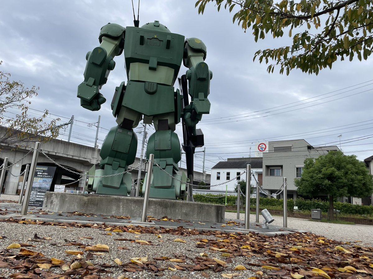 macha780's tweet photo. 秋に、ガチャガチャ。
（素敵な付録付きです） https://t.co/tIR9lk7PH5