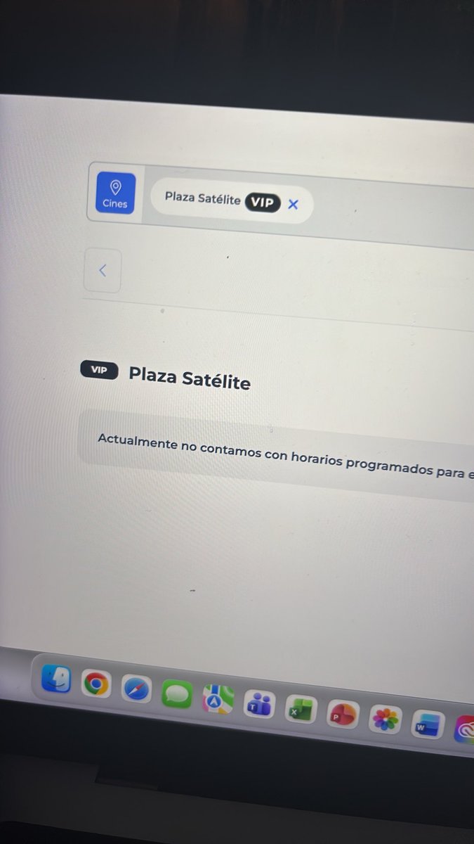 lalocbmx's tweet photo. esto es porque ya se terminaron o por qué no carga la paginaaaaaaaaa @Cinepolis https://t.co/uA3xEmDAjJ
