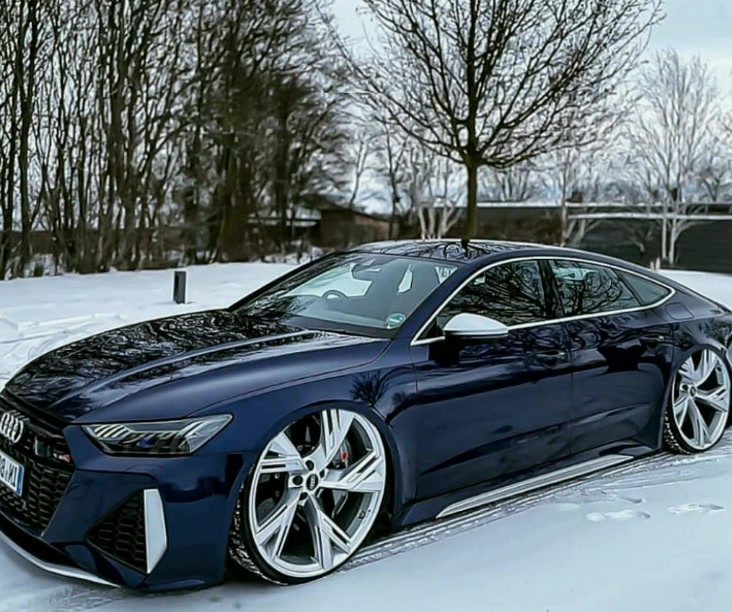 JoshuaWillgbad's tweet photo. Audi RS7 https://t.co/s5siF4Hq2O