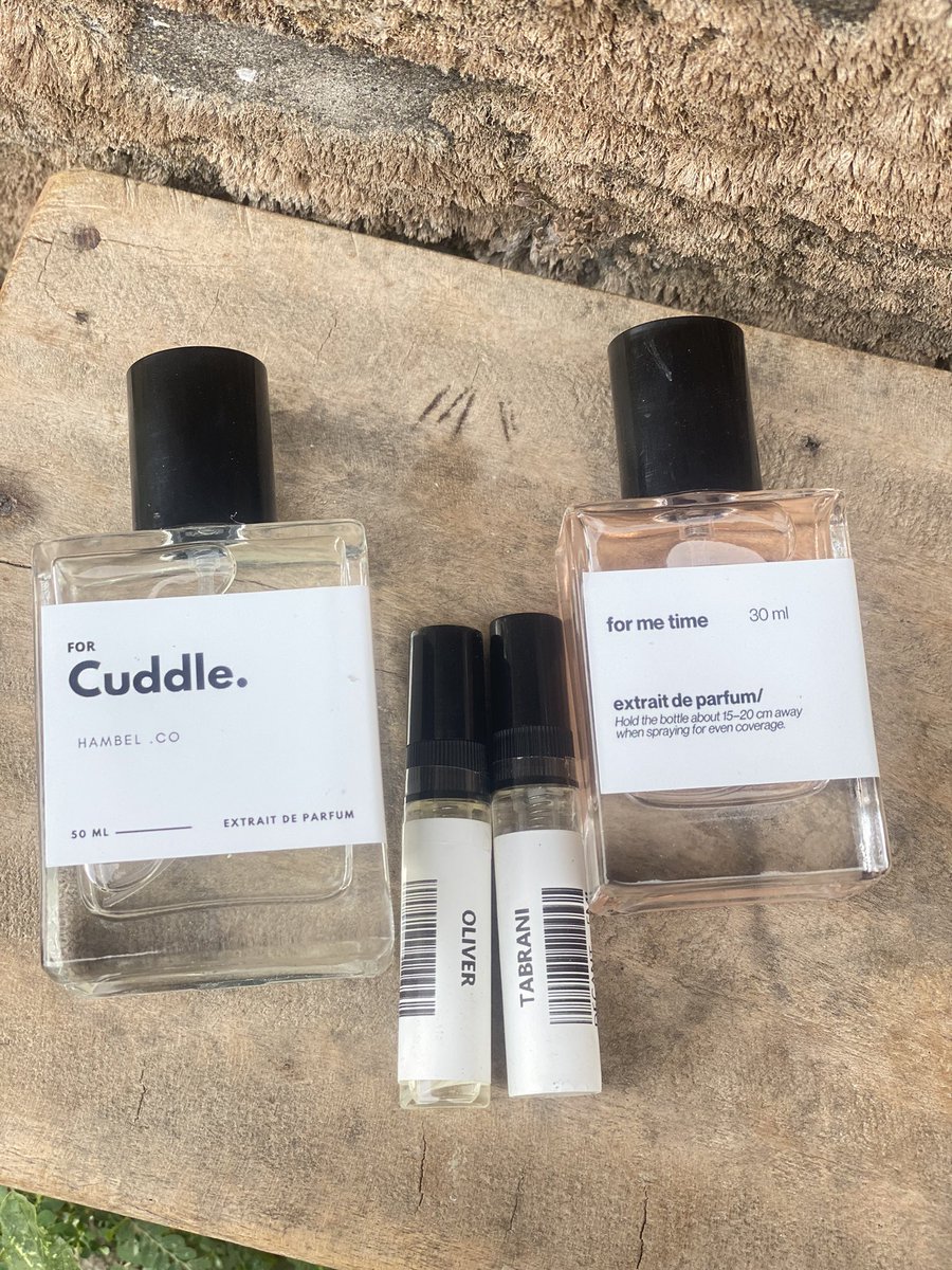 nayaamwh's tweet photo. 📌Tabrani (Tampan dan Berani)
https://t.co/Qy4aL1b4dt
✨Manly &amp; Charismatic
✨Top notes : Bergamot, Pepper
  Middle: Pepper, Lavender,Vetiver
  Base notes: Ceddar
✨Maskulin, berani, tegas. Cocok bgt buat pria yang beraktivitas. https://t.co/CAmfGaBRTy