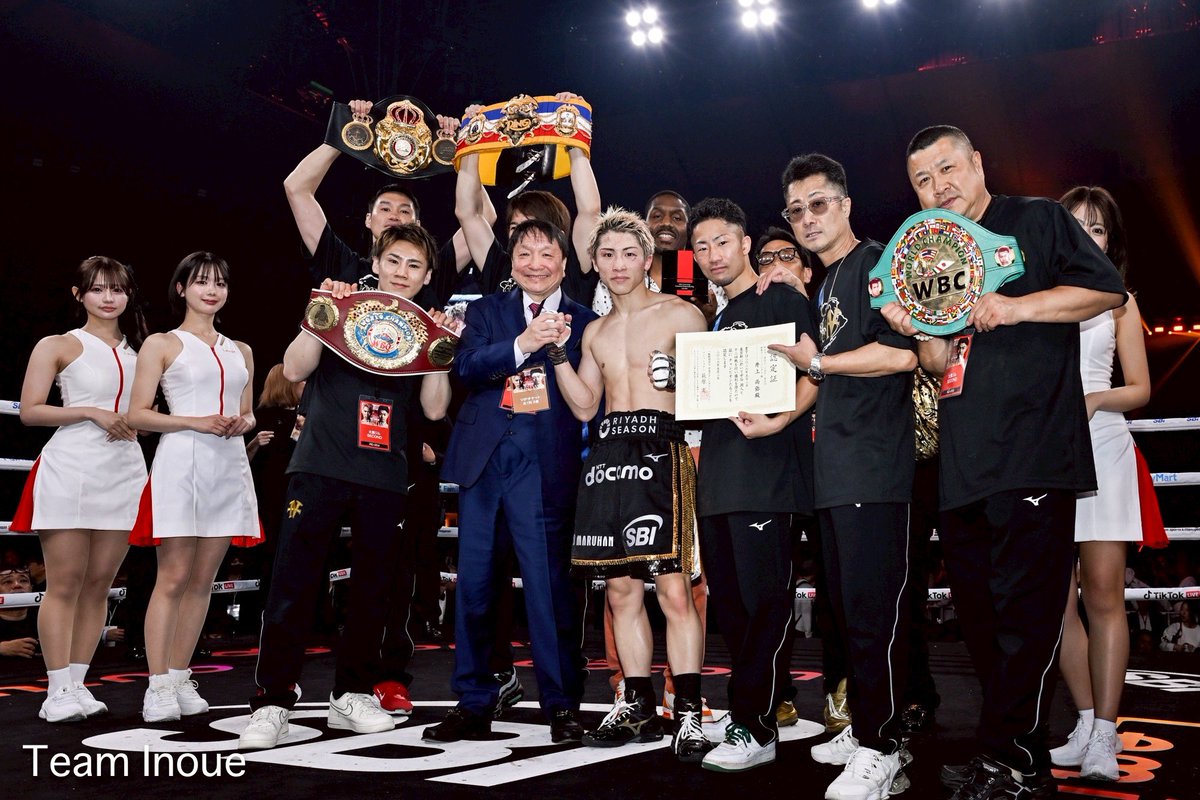 naoyainoue_410's tweet photo. デビューして今日で14年
ここまで突っ走って来れたのも支えてくださる皆さんのおかげだと思います。
残りのキャリアもぶち上げていくよ👆🏼 https://t.co/UMX7RzmNXX