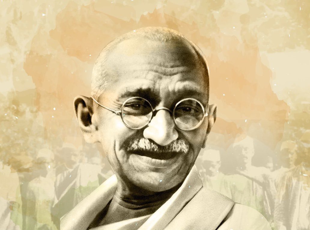 _lokeshsharma's tweet photo. आज़ादी के महानायक राष्ट्रपिता #MahatmaGandhi जी की जयन्ती पर सादर नमन।
बापू, राम नाम की डोर से आखिरी पल तक बंधे रहे। उनके विचार- दृष्टिकोण, उनकी निर्भीकता, स्पष्टवादिता, सकारात्मकता, उनका जीवन हमेशा राह दिखाते हैं...
#GandhiJayanti https://t.co/9ZPQNcuWpl