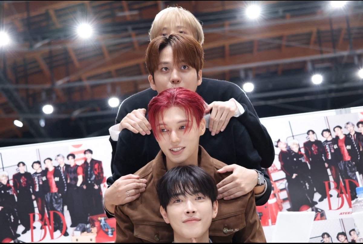 Were436's tweet photo. mom’s kids                           dad’s kids

#ATEEZ https://t.co/PT4GrBHlf3