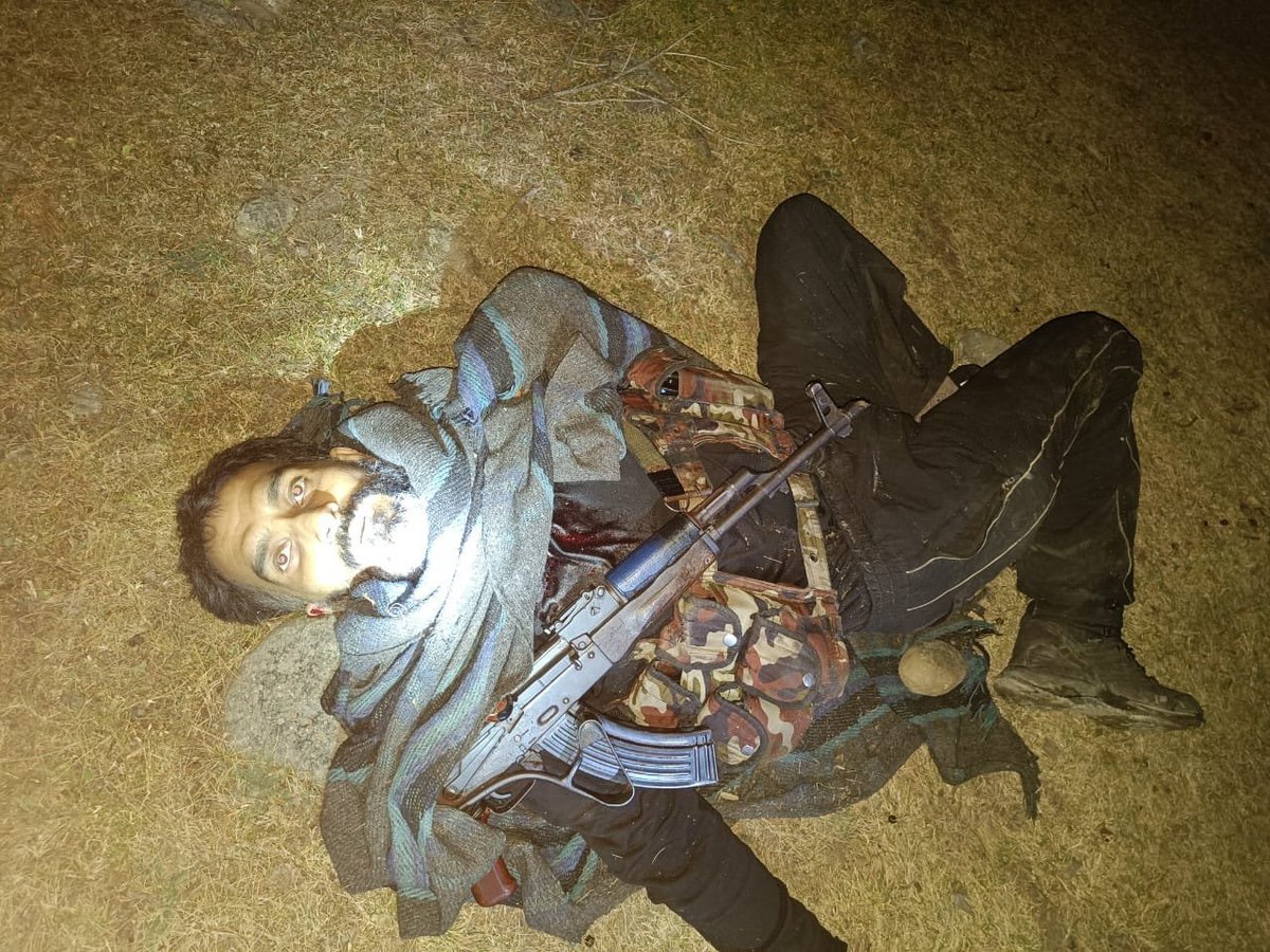 _pustakalay's tweet photo. @skydragonere @trtworld @lilmisskhawaja Zehadi be like: Indian Army's  Rastriya Rifle Delivered Successfully to 72 hoor https://t.co/kLOXUVH5vo