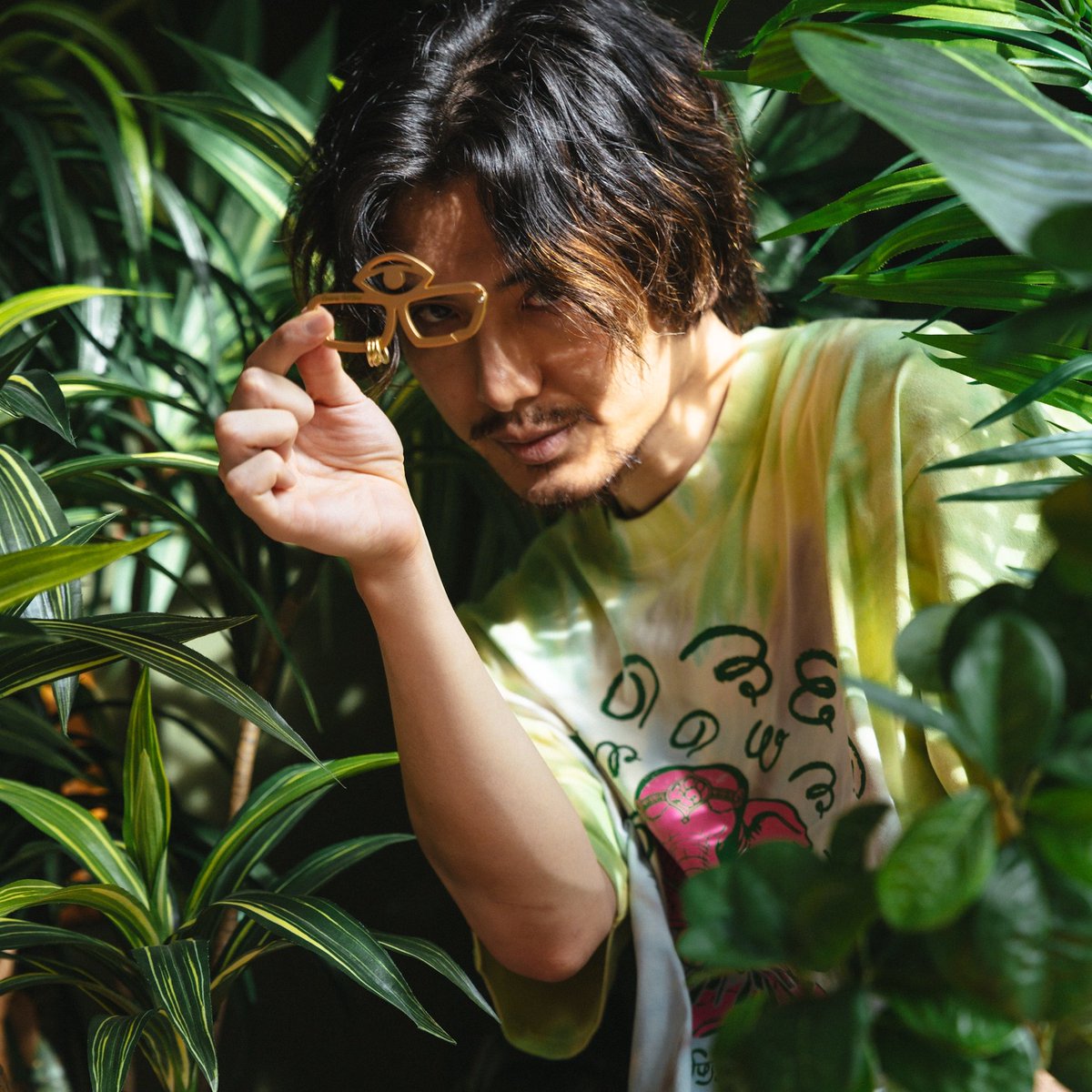 fujiikazestaff's tweet photo. 【Prema World Tour】

このあと21:00〜オフィシャルグッズ事前販売スタート！

※20:00～20:59までメンテナンスのため、アクセスできません。
※日本国内配送のみ

ほか詳細はFujii Kaze Official Merch Storeまで▼
https://t.co/mLMWvagW8Y https://t.co/LRG98BV69T