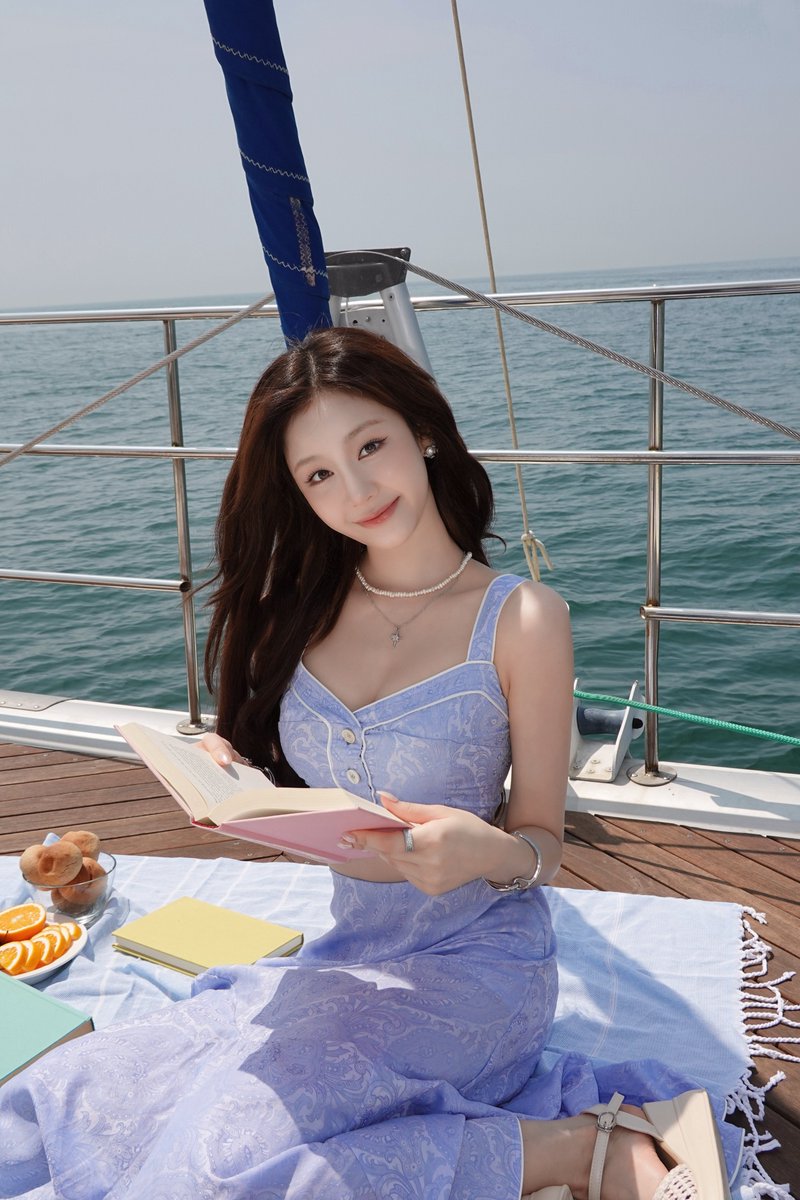 As_acoffee's tweet photo. I can’t get over these pics, she’s so pretty 😭🫠

#PHARITA #BABYMONSTER https://t.co/XSRkRyBPl4
