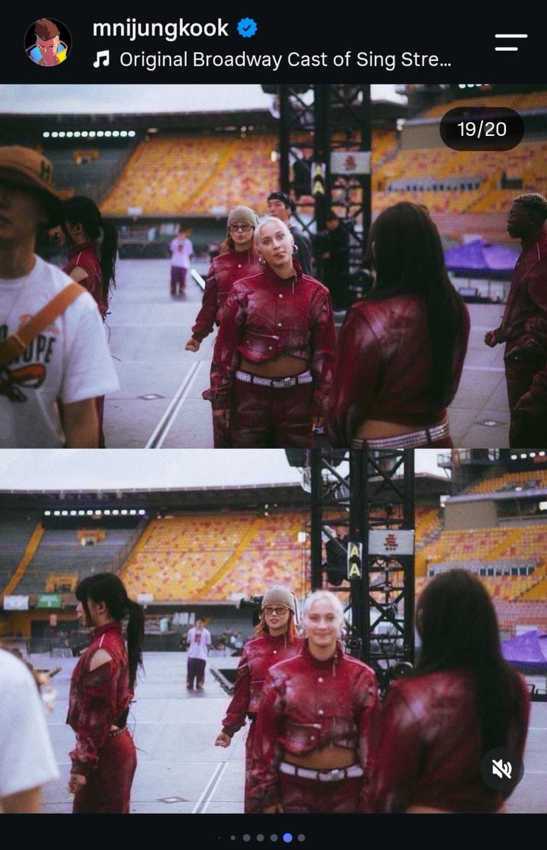 goforitall_1997's tweet photo. This shows so much respect!
#Jungkook really does value the people he works with!!
For him, they are not just dancers in the back. 
They are part of the team.!! https://t.co/phD5XojFJr