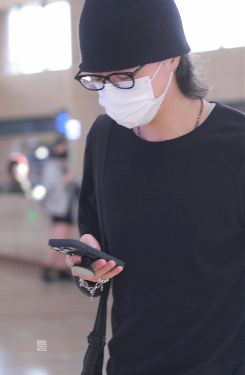 luooby_dok's tweet photo. 261002 GMP 🛫

 잘 다녀와~~

#하루토 #HARUTO #ハルト
#TREASURE #트레저 https://t.co/KKZSuN7TGa